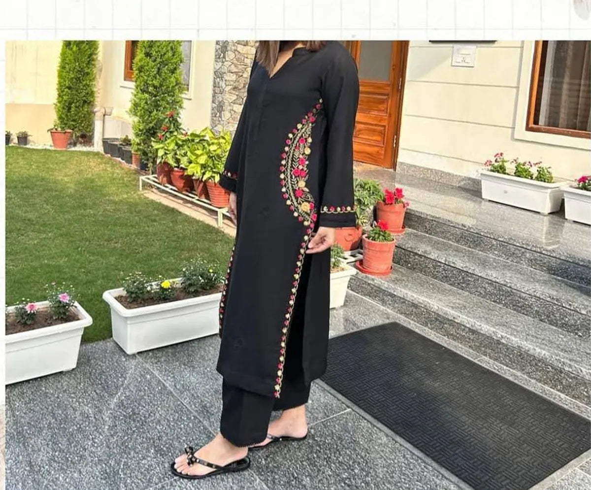 Stylish Embroidered Kurti With Pant Set