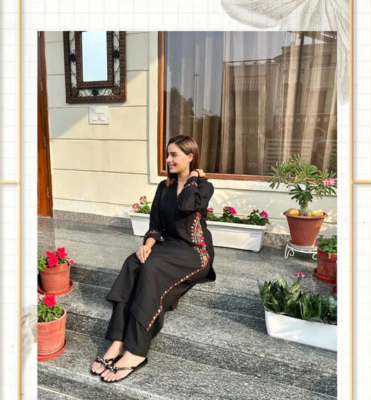 Stylish Embroidered Kurti With Pant Set
